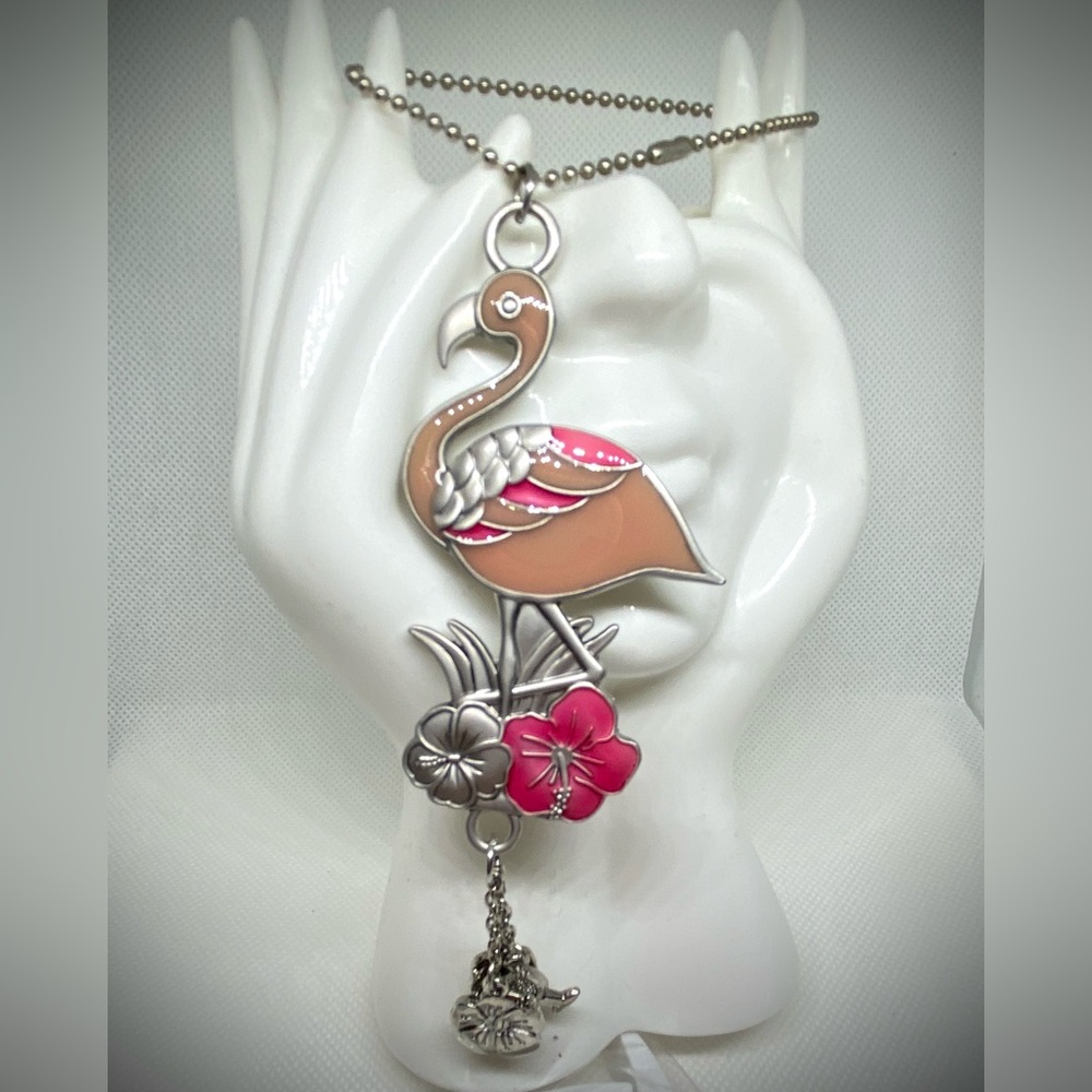 Flamingo Bag Charm/Key Chain Is Pretty and Subdued (for a flamingo) NWOT